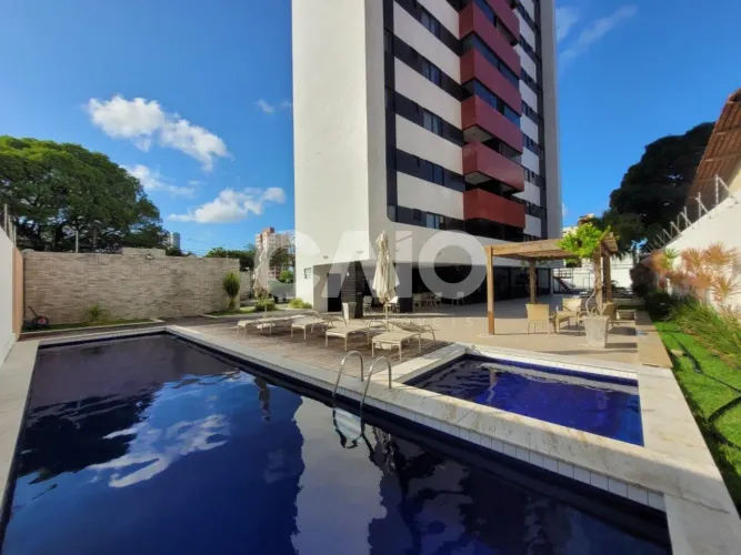 Apartamento no condomínio Hélio Santiago