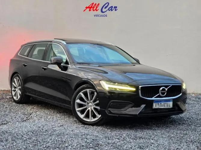 Volvo V60 T-5 Momentum 2.0 245cv 5P 2020