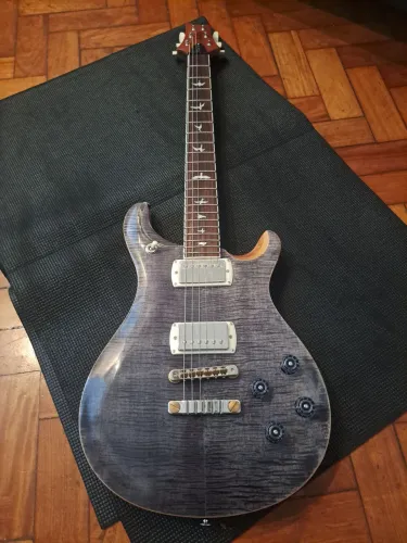 Guitarra PRS MacCarty SE