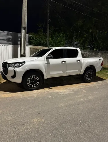 Toyota Hilux CD 4X4 2.8 Diesel Mec. 2021