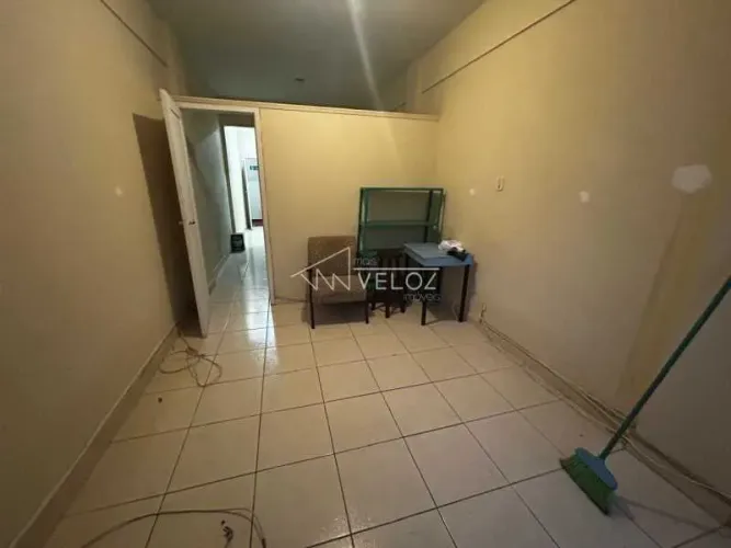 Apartamento : Padrão / Residencial / Glória