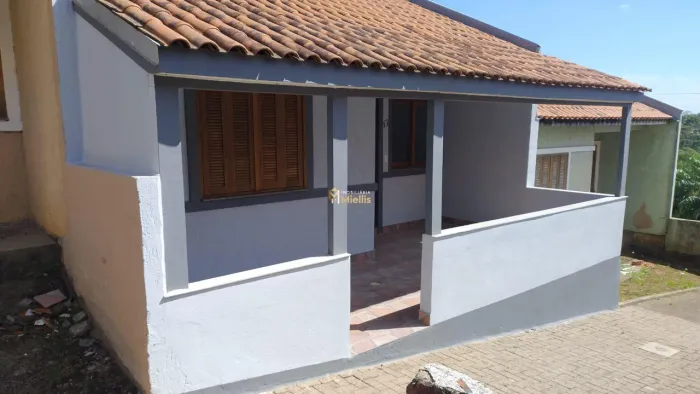 Casa em Condomínio à venda em São Tomé, Viamão - Semi-novos REF: