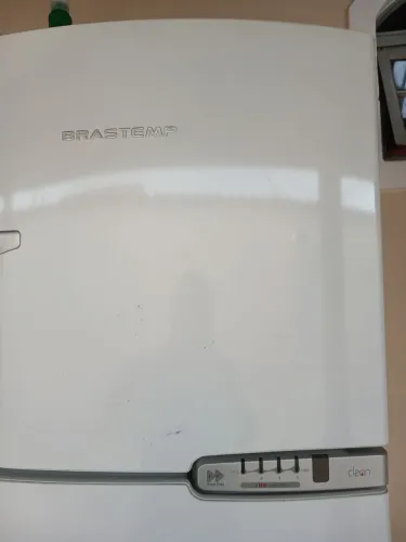 Geladeira Brastemp 110 V 320 litros 