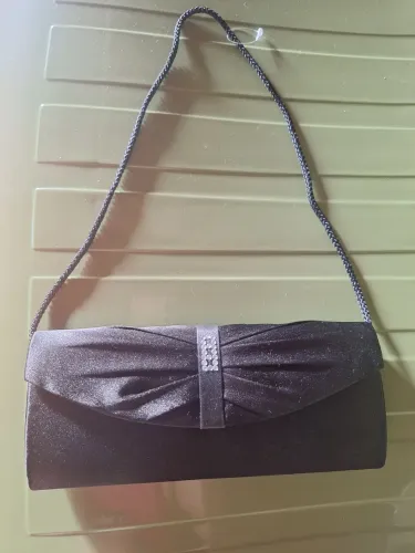 Bolsa de mão preta