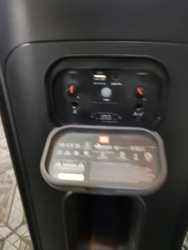 Caixa de som JBL original 710 profissional zerada de loja