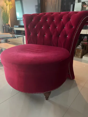 Poltrona Decorativa Estilo Clássico