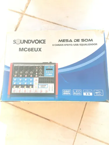 Mesa de som Soundvoice MC6EUX