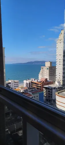 Maravilhoso Apto em Meia Praia, Itapema - Aluguel Anual Alto Padrão