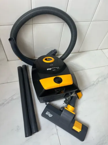 Aspirador de pó WAP 1400W