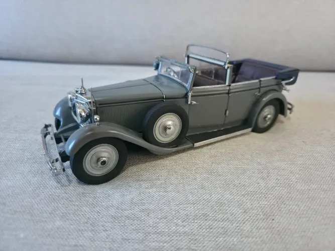 MINIATURA MERCEDES-BENZ 770 - PAULS MODEL ART - FIRST CLASS COLLECTION
