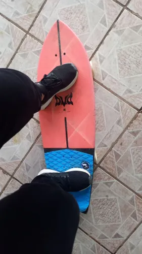 Skate simulador de surf 
