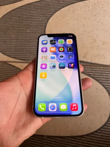 VENDO IPHONE 12