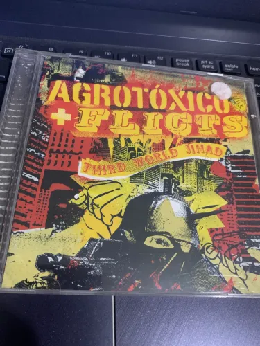 Agrotóxico + Flicts - Third World Jihad