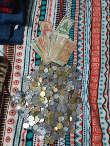 Moedas antigas e células de dinheiro