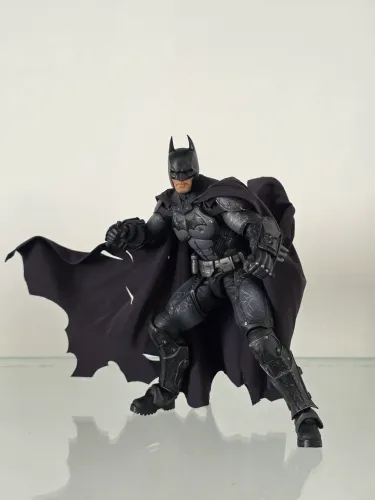 Batman Arkham Origins Inart Action Battle Damage