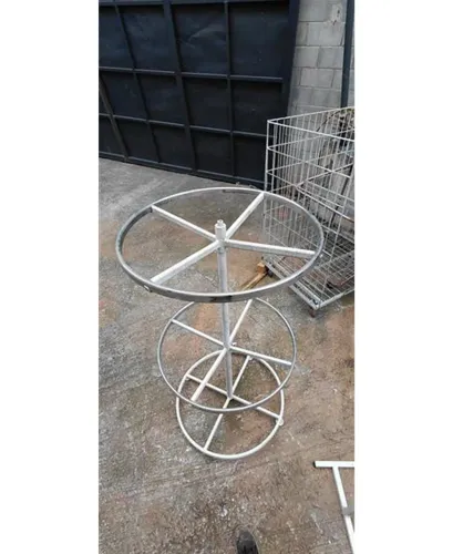 Arara Circular de Ferro 2 Andares - Ótimo estado