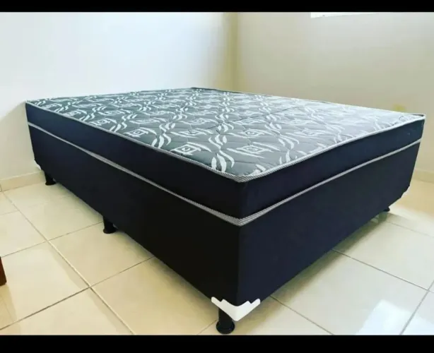 CAMA CASAL COM COLCHÃO DE 20CM COM MOLAS ENSACADAS NOVA FRETE GRÁTIS