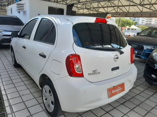 Nissan March S 1.0 12V Flex 5P 2017