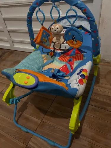 Cadeirinha de balanço musical