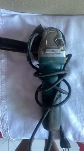 Vendo Lixadeira makita