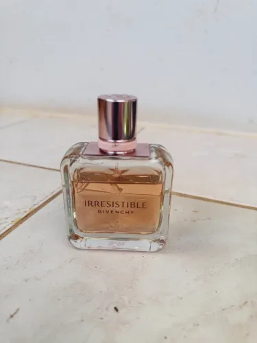 Perfume Givenchy Irresistible EDP