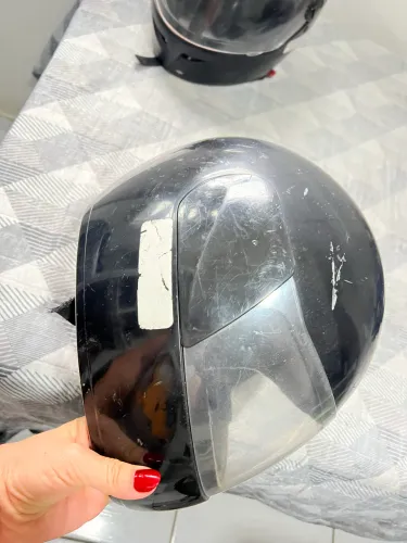 Capacete usado