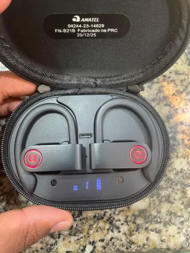 Fone de ouvido Bluetooth esportivo