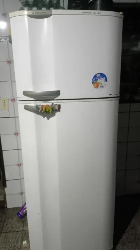 Geladeira eletrolux
