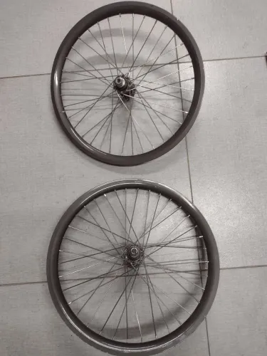 Par de RODAS AERO