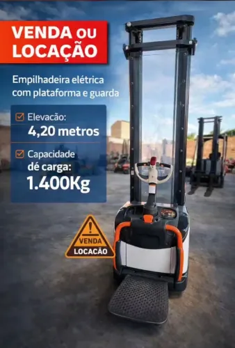 Empilhadeira Elétrica Crown ET400