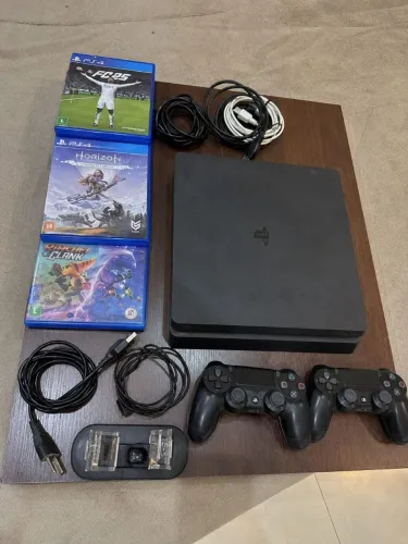 Playstation 4 Slim