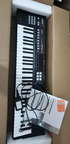 ROLAND XPS-10 NA CAIXA!!