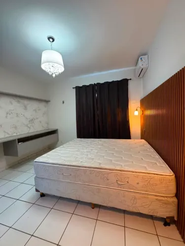 CASA MOBILIADA - CONDOMÍNIO FECHADO