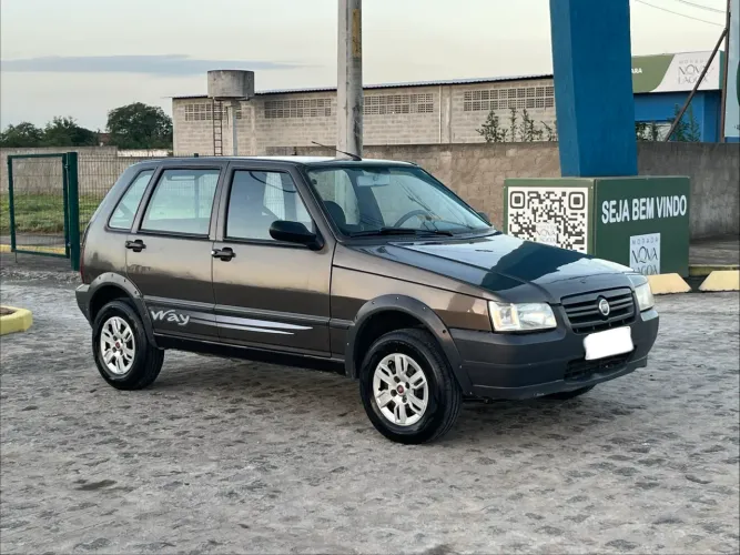 Fiat Uno Mille Celeb. WAY Econ. 1.0 F.flex 4P 2010