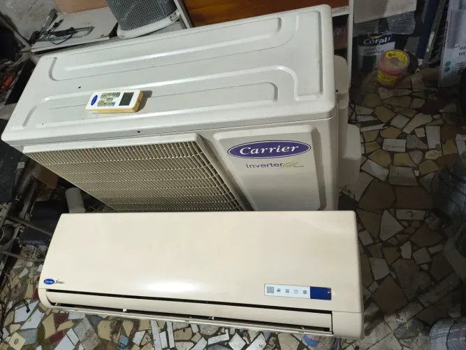Vendo ar-condicionado marca carreir  18.000btus inverter 