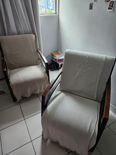 Poltrona Madeira Maciça - Jacauna