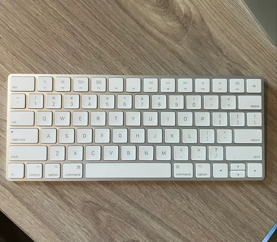Teclado Magic Keyboard Apple