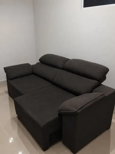 sofá retrátil reclinável conservado Barbacena 12x no cartão.