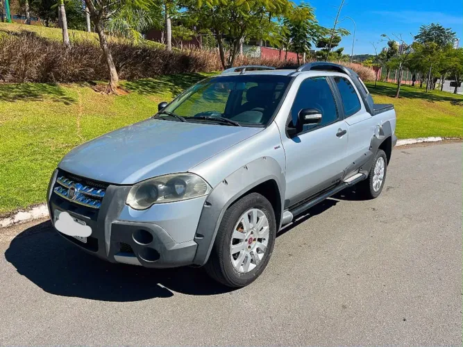 Fiat Strada Adventure1.8/ 1.8 Locker Flex CD 2011