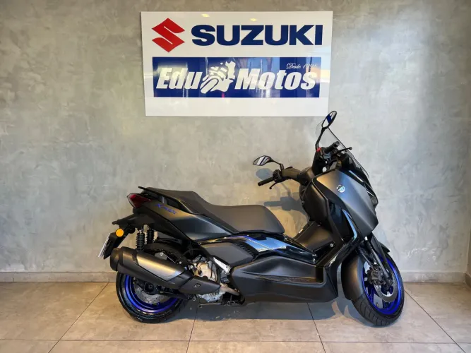 Yamaha XMAX 300 CONNECTED
