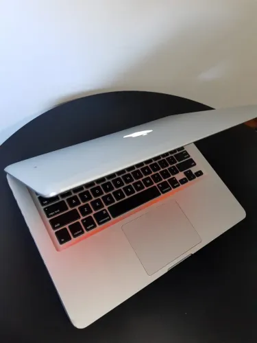 MacBook Pro 13? Mid 2012 - Intel Core i5 | 8GB RAM | SSD 256GB