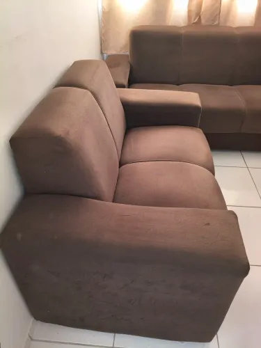Vendo sofá usado , em bom estado. Vendo o par .