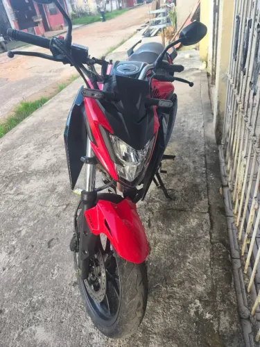 CB 300f Twister 2024 apenas 18.000 km rodados revisada e do IPVA pago