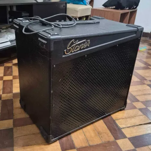 Amplificador de Baixo Staner Shout 215-B Transistor 140W