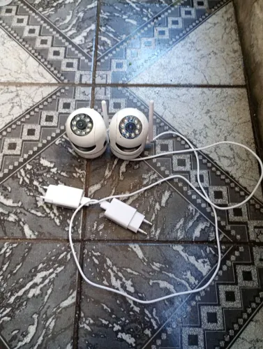Vendo duas câmeras da marca inova.