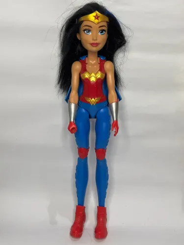 Boneca DC Super Hero Girls