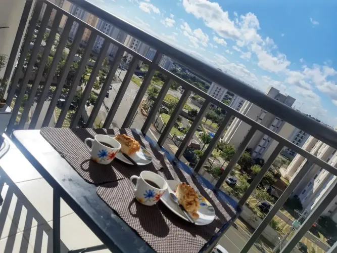 Apartamento de 57m² , cozinha toda planejada com forno e cocktop com 2 dormitórios, suíte