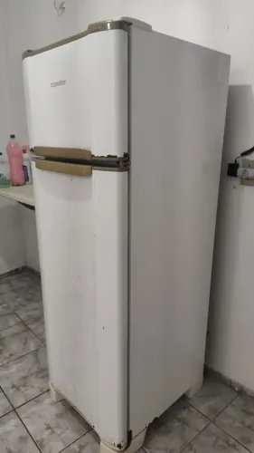 Geladeira Esmaltec 55L - Para Conserto / Não Gela