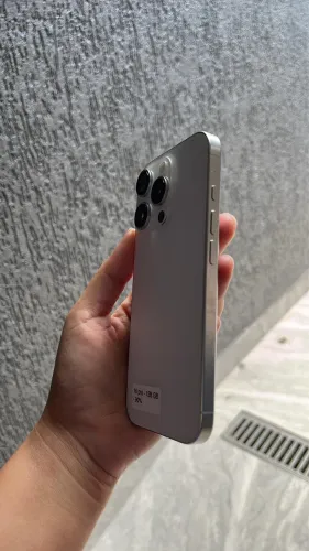 Iphone 16 Pro - 128 GB