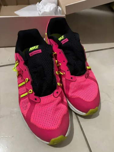 Tênis Nike + Bota + Salto